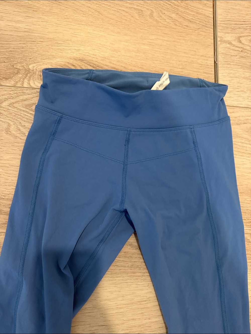 Lorna Jane women's Blue Crop Leggings - Picture 3 of 4
